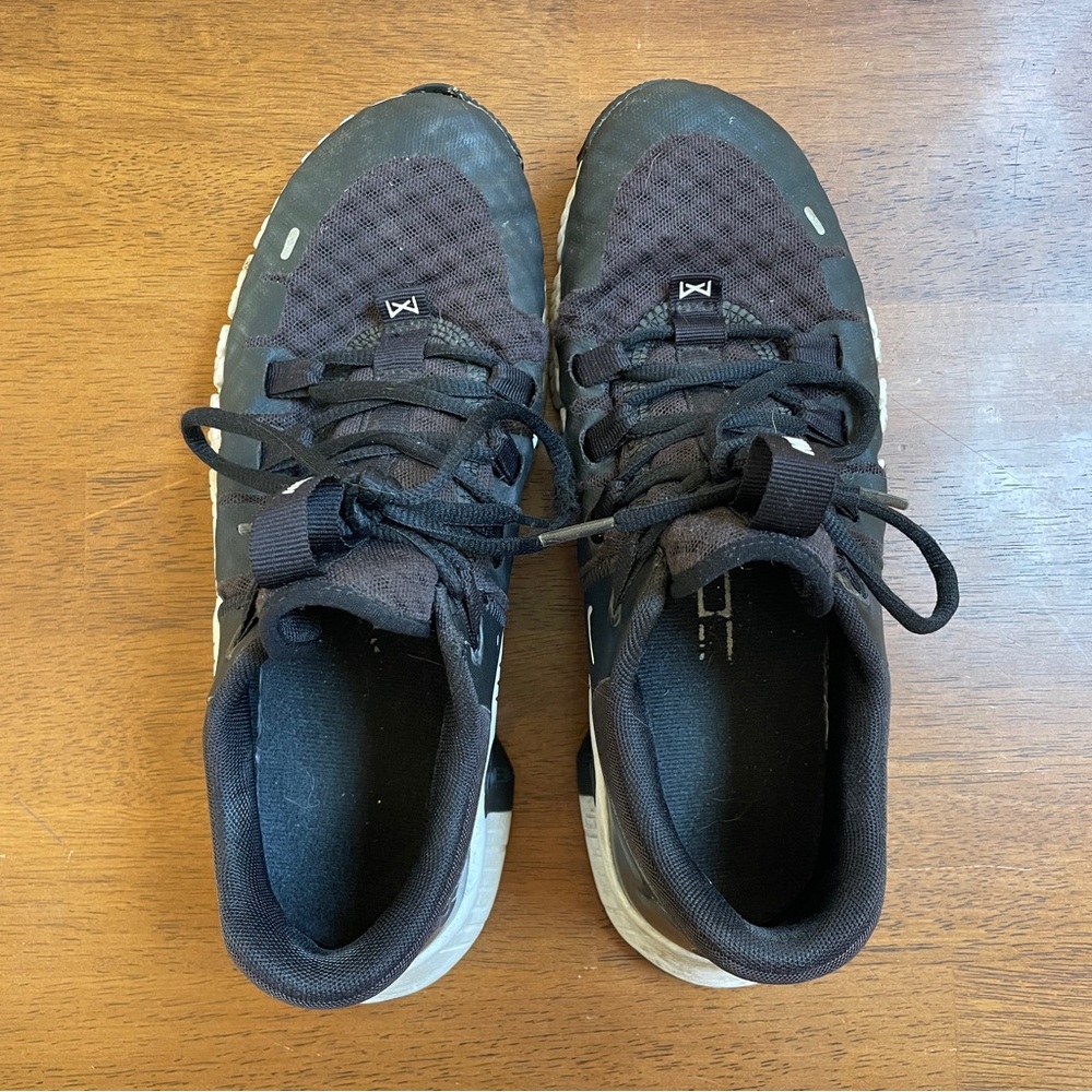 Nike Black and White Sneakers